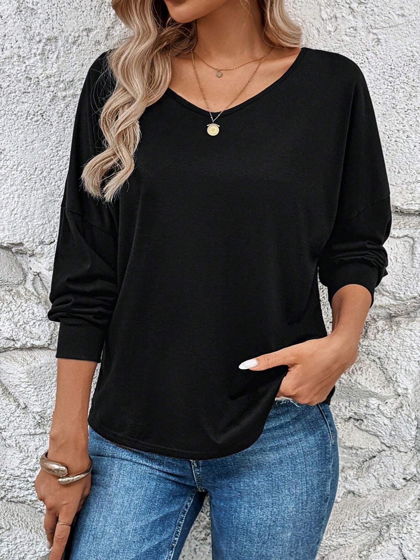 Elegant WOMEN'S V-neck lace trim long sleeve T-shirt-fashionable patchwork blouse for casual & chic outfits