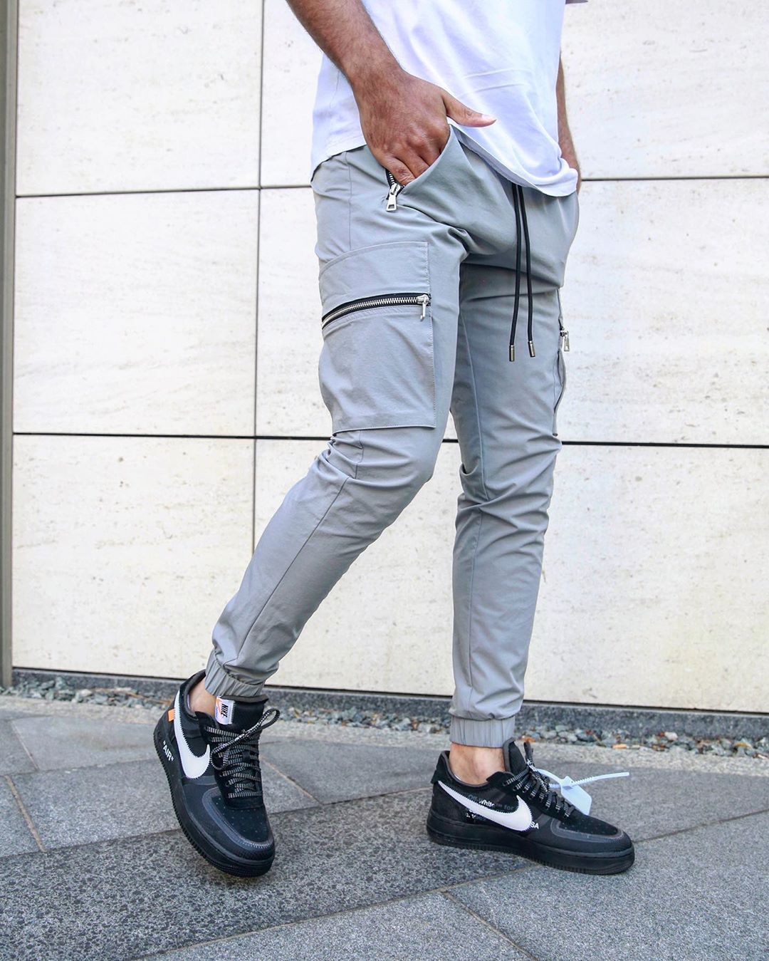 Muscle Athletic Casual Large Pocket Trousers Men's Fitness Running Training Zipper Pocket Pants