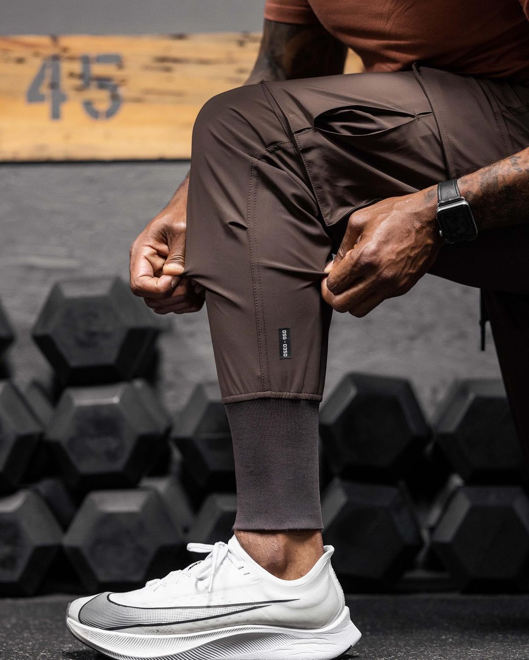 Men's Sports Pants Fitness Trousers Summer Thin Loose Quick-Drying Elastic Ankle-Tied Running Training